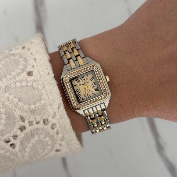 American Vintage Accessories - Sku0469 Casual Gold Silver Women Fashion Square Watch Stainless steel + gift bag